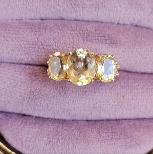 New old stock! 14k triple citrine ring. Size 7 resizeable by a jeweler. Stamped